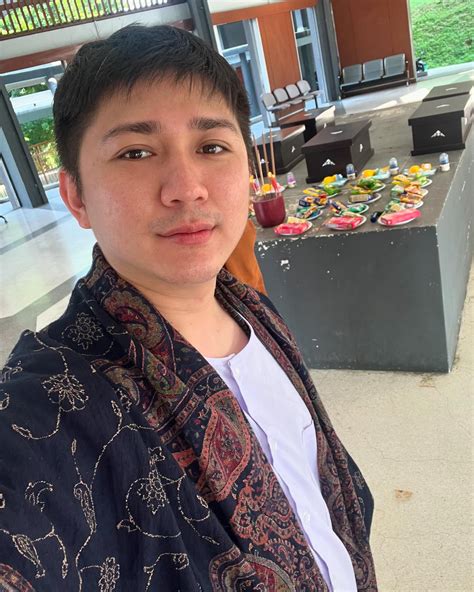 ang wei chan (@insect.